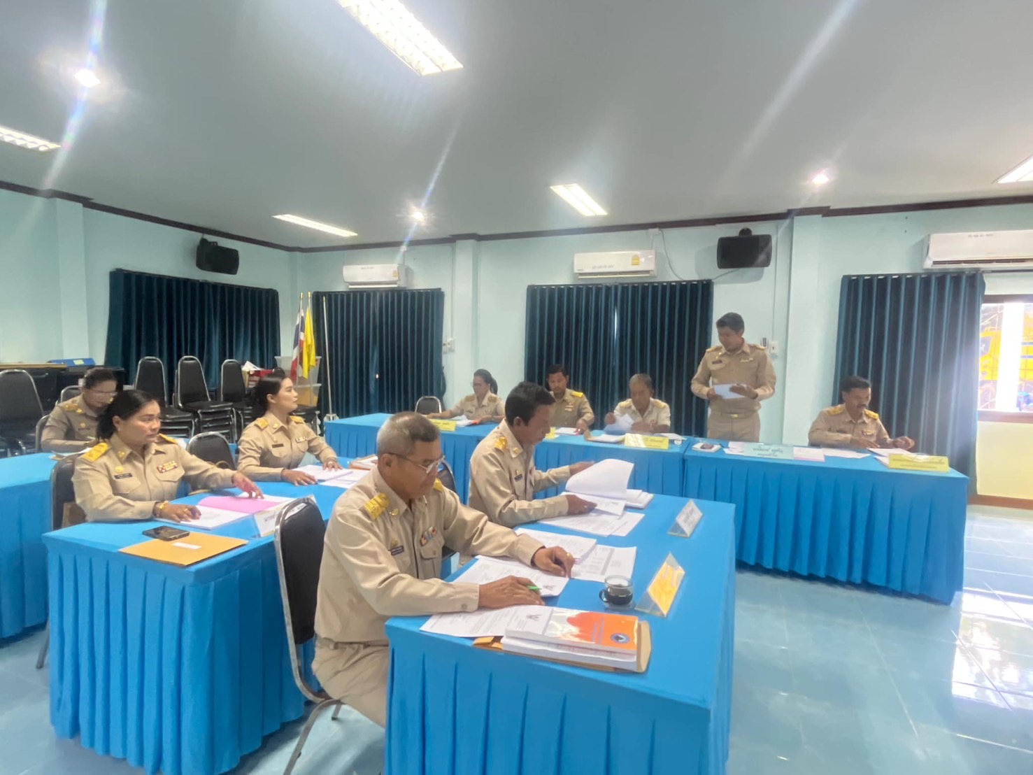 การประชุมสภาองค์การบริหารส่วนตำบลเขาตอก สมัยสามัญ สมัยที่ 3 ครั้งที่ 1/2567 ลงวันที่ 15 สิงหาคม 2567 ณ ห้องประชุมองค์การบริหารส่วนตำบลเขาตอก